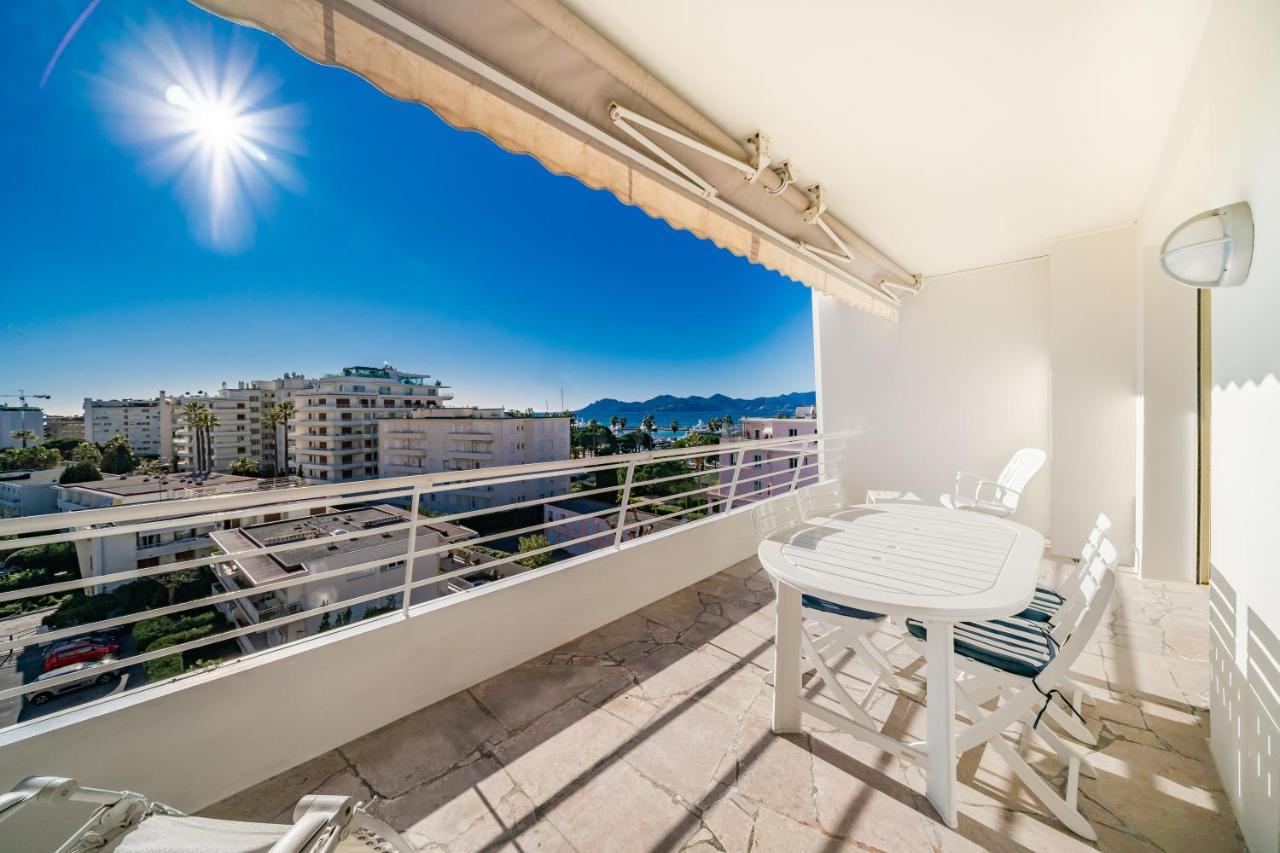 Palm Beach- Free Wifi- Parking- Sea View カンヌ エクステリア 写真